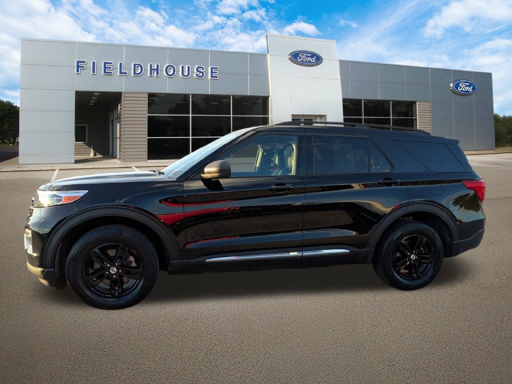 Used 2023 Ford Explorer XLT w/ Equipment Group 202A AWD/4WD image 13