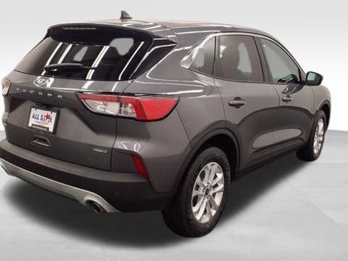 Used 2021 Ford Escape SE image 9