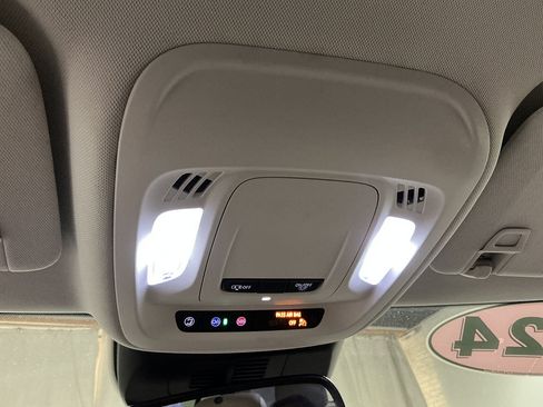 Used 2024 Buick Envision Preferred AWD/4WD image 19