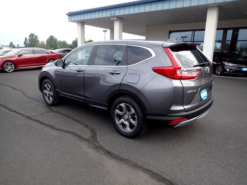 Used 2018 Honda CR-V EX image 3