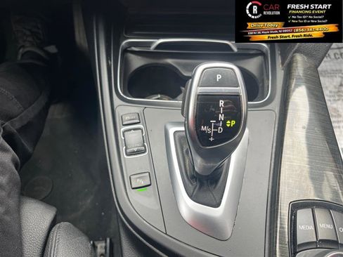 Used 2018 BMW 330i Sedan image 17