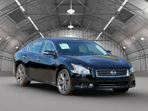 Used 2014 Nissan Maxima 3.5 SV w/ Sport Package FWD image 1