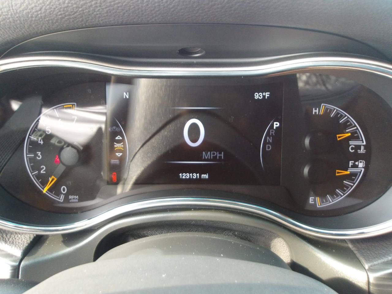 Used 2020 Jeep Grand Cherokee Altitude RWD image 21