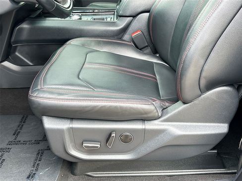 Used 2024 Ford Expedition Limited RWD image 20