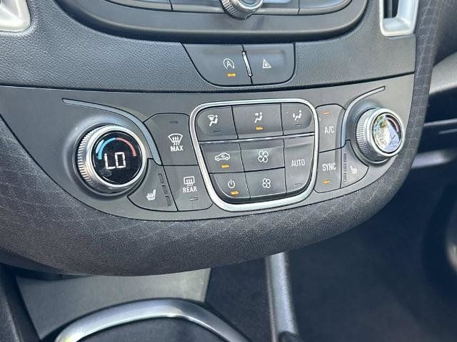 Used 2023 Chevrolet Malibu LT w/ Driver Confidence Package FWD image 14