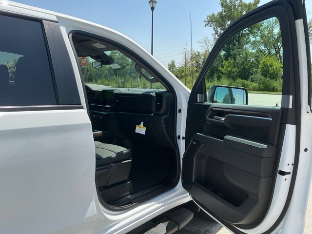 New 2026 Chevrolet Silverado 1500 RST w/ Safety Package AWD/4WD image 18