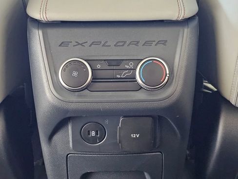 New 2025 Ford Explorer Active w/ Active Comfort Package image 27