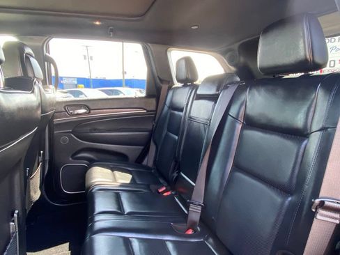 Used 2020 Jeep Grand Cherokee High Altitude AWD/4WD image 16