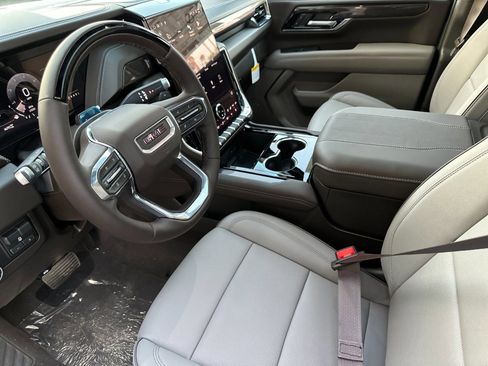 Certified 2026 GMC Yukon XL Elevation w/ Elevation Premium Package image 11