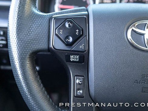 Used 2021 Toyota 4Runner Venture w/ Moonroof Package image 27