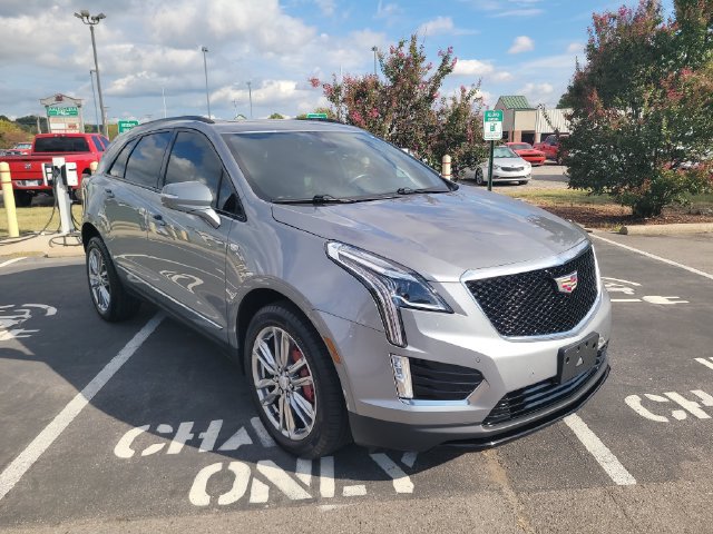 Used 2025 Cadillac XT5 Sportv AWD/4WD image 3