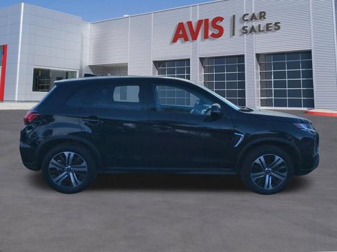 Used 2025 Mitsubishi Outlander Sport SE AWD/4WD image 5