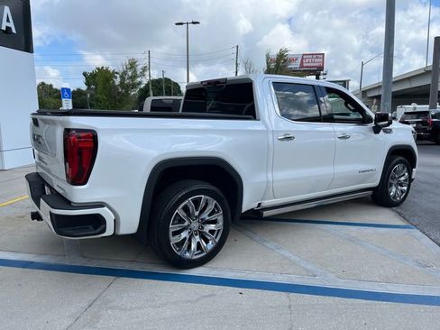 Used 2023 GMC Sierra 1500 Denali w/ Denali Reserve Package AWD/4WD image 7
