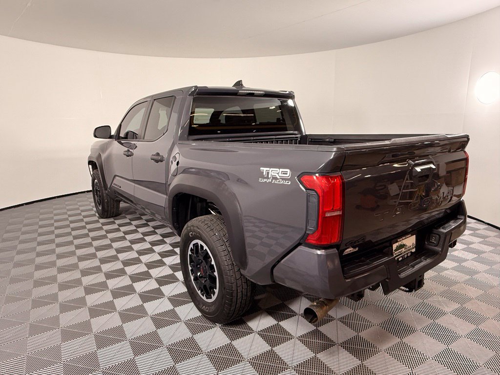 Used 2024 Toyota Tacoma TRD Off-Road AWD/4WD image 8
