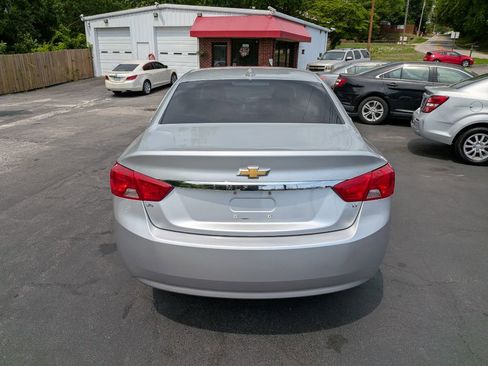 Used 2020 Chevrolet Impala LT FWD image 4