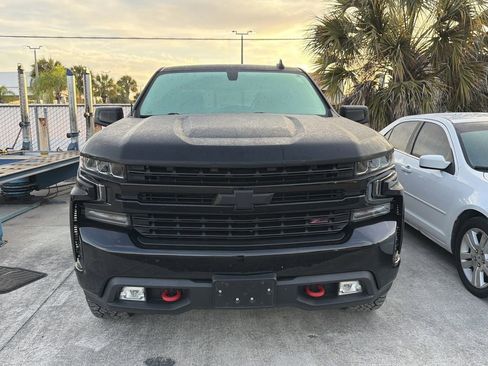 Used 2020 Chevrolet Silverado 1500 LT Trail Boss AWD/4WD image 2