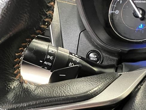 Used 2022 Subaru Crosstrek 2.5i Limited w/ Moonroof Package 2 image 34