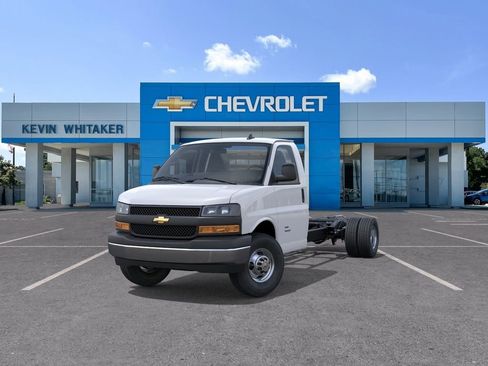 New 2026 Chevrolet Express 3500 w/ Power Convenience Package RWD image 8