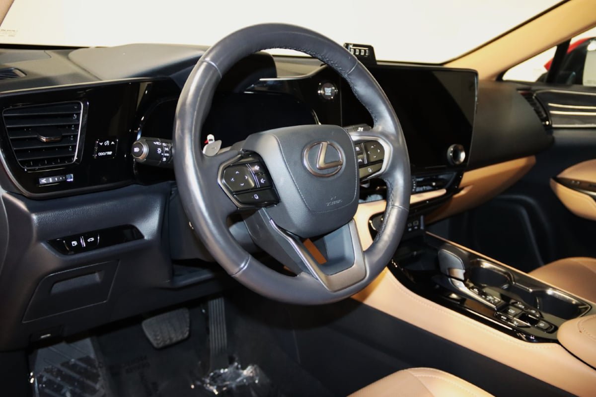 Used 2025 Lexus NX 350 AWD w/ Cold Area Package image 39