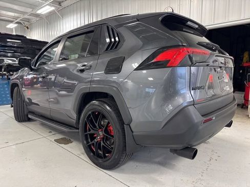 Used 2021 Toyota RAV4 XLE w/ Convenience Package AWD/4WD image 8
