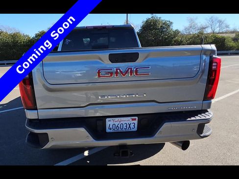 Used 2024 GMC Sierra 2500 Denali w/ Denali Reserve Package image 6