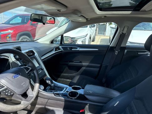 Used 2013 Ford Fusion SE image 9