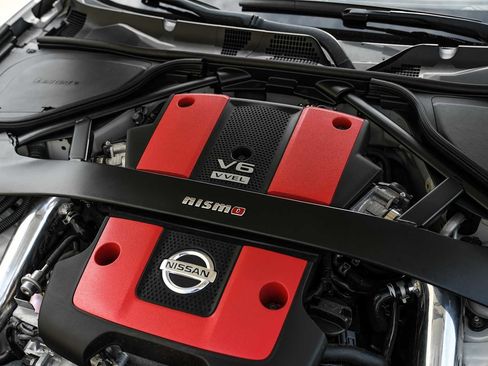 Used 2020 Nissan 370Z NISMO RWD image 55