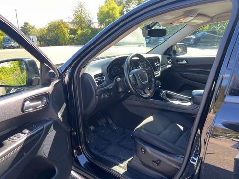 Used 2022 Dodge Durango SXT image 24