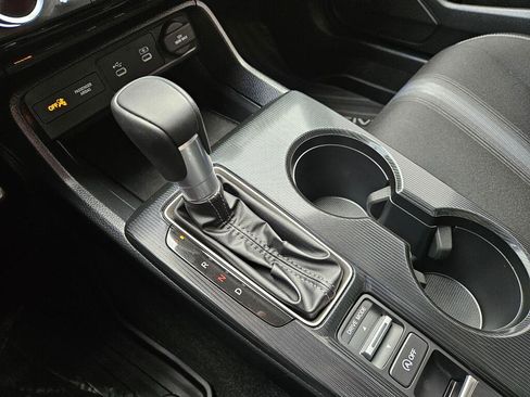 Used 2025 Honda Civic Sport image 22