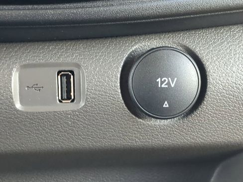 Used 2025 Ford Transit 350 XLT image 20