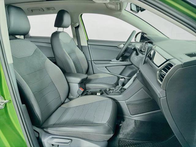 New 2027 Volkswagen Taos SE AWD/4WD image 28