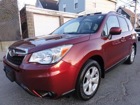 Used 2015 Subaru Forester 2.5i Premium w/ All-Weather Package AWD/4WD image 8