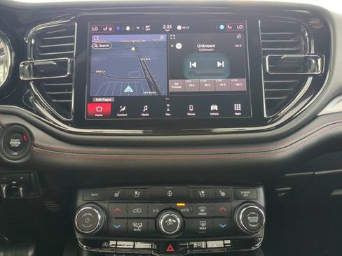 Used 2024 Dodge Durango GT AWD/4WD image 25
