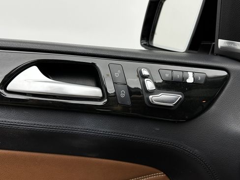 Used 2017 Mercedes-Benz GLE 43 AMG 4MATIC image 15