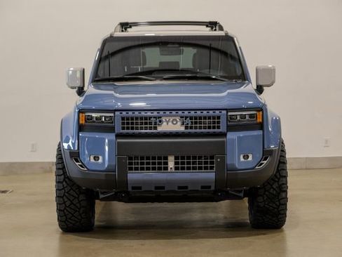 Used 2025 Toyota Land Cruiser image 2