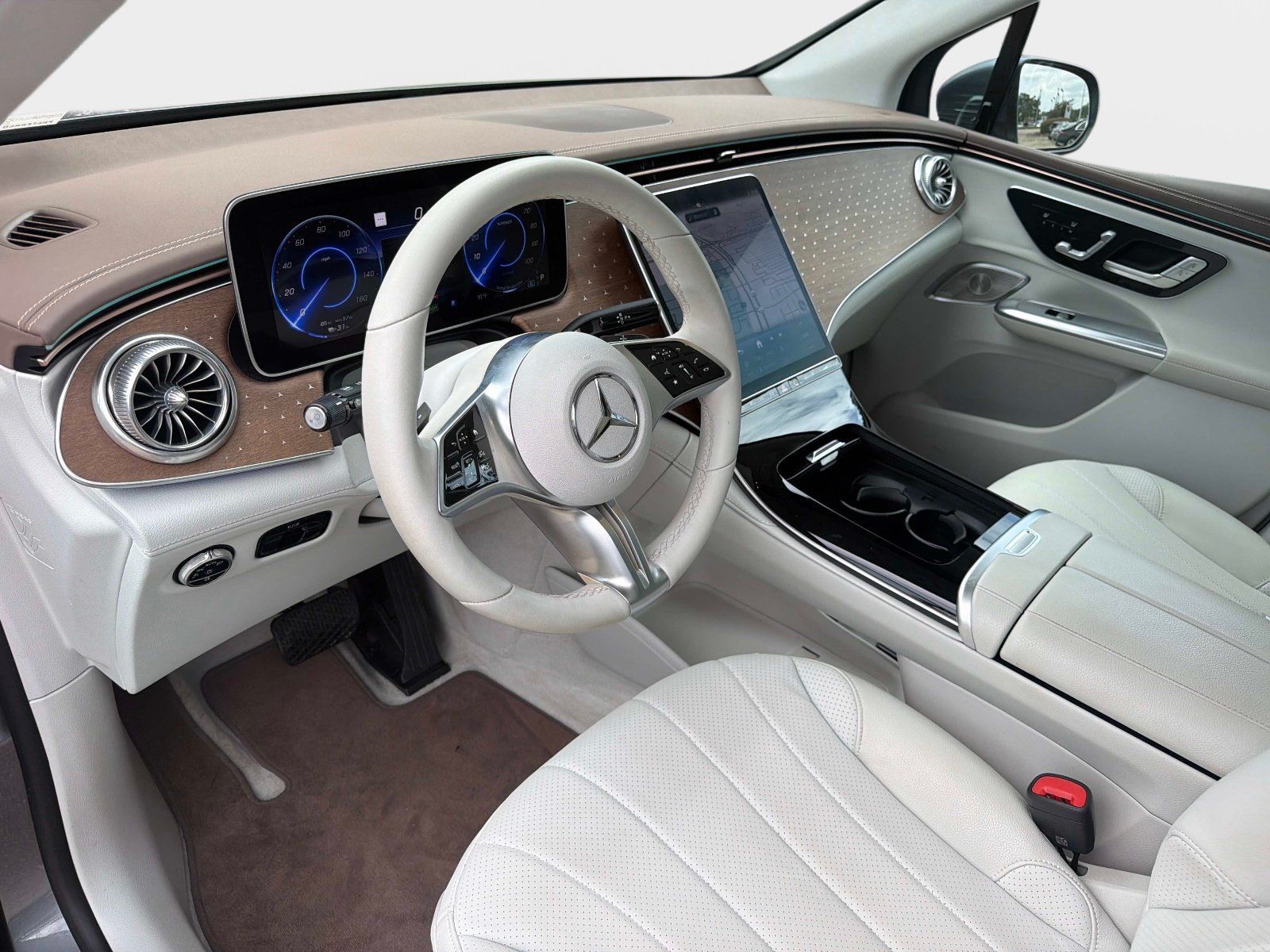 Certified 2023 Mercedes-Benz EQE 350+ SUV image 17