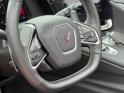 Used 2023 Chevrolet Corvette Stingray Preferred Conv w/ Z51 Performance Package RWD image 19