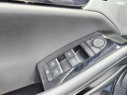 Certified 2025 MAZDA MAZDA3 Hatchback w/Premium Plus Pkg image 34