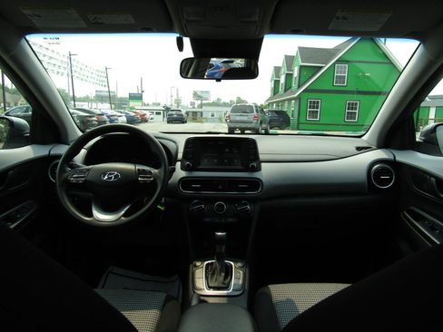 Used 2021 Hyundai Kona SE w/ Cargo Package AWD/4WD image 13