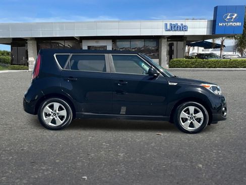 Used 2019 Kia Soul FWD image 9