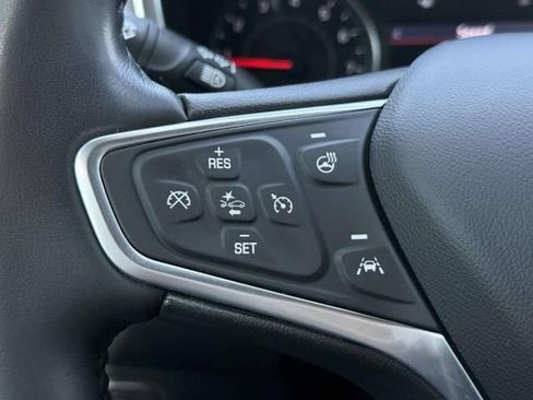 Used 2022 Chevrolet Equinox Premier AWD/4WD image 22