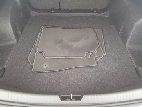 Used 2022 Chevrolet Malibu LS image 32