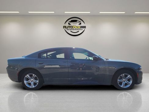 Used 2023 Dodge Charger SXT RWD image 8