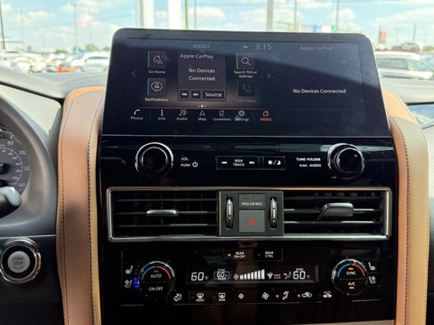 Certified 2024 INFINITI QX80 Sensory image 16