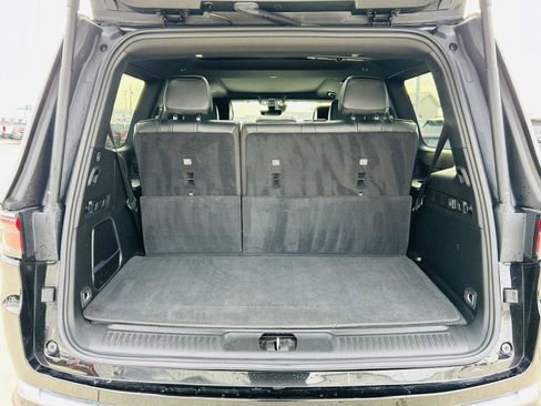 Used 2023 Jeep Wagoneer Series II w/ Convenience Group I image 34