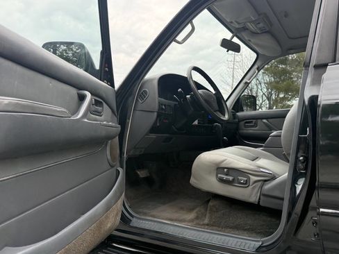 Used 1993 Toyota Land Cruiser Base AWD 4dr SUV image 51