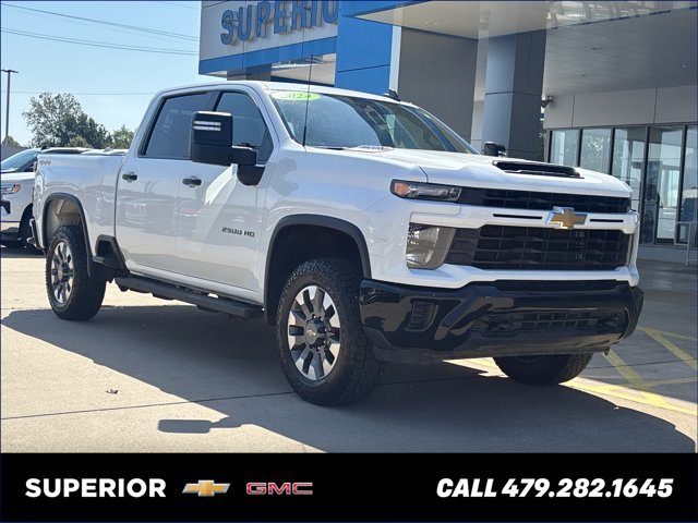 Used 2024 Chevrolet Silverado 2500 Custom AWD/4WD image 1