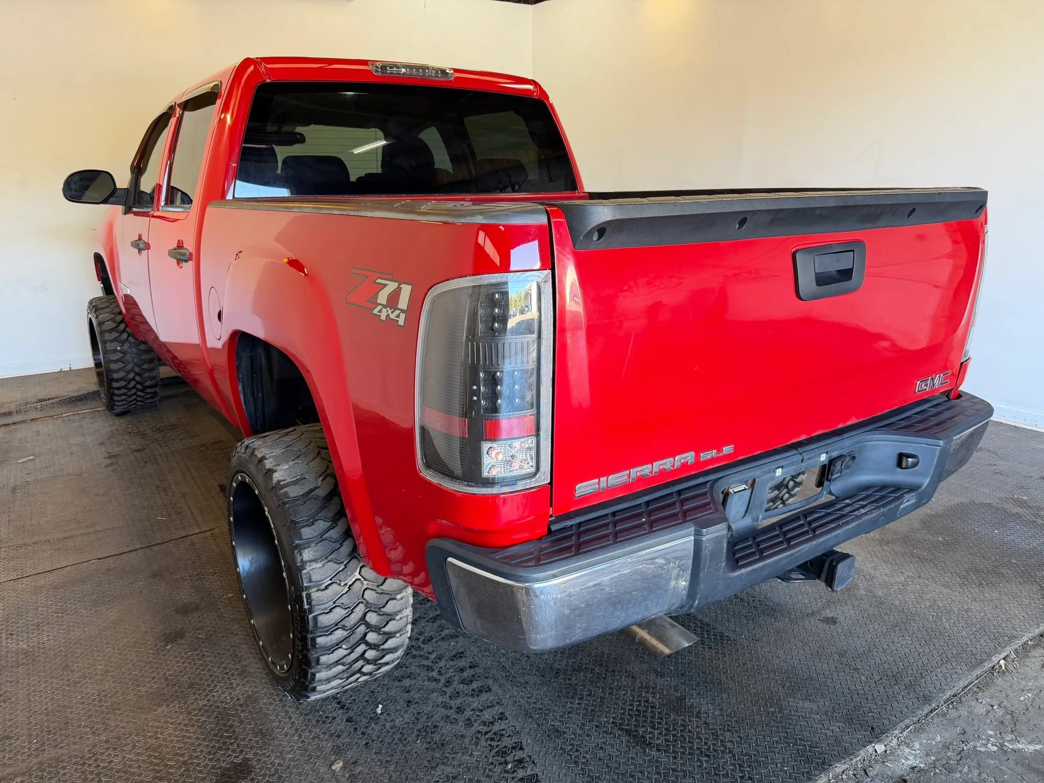 Used 2008 GMC Sierra 1500 SLE w/ Power Pack Plus AWD/4WD image 5
