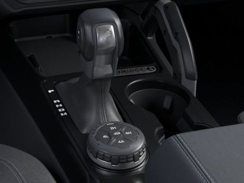 New 2026 Ford Bronco Outer Banks w/ Sasquatch Package image 17