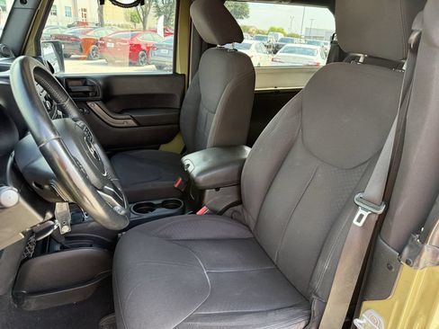 Used 2013 Jeep Wrangler Sport AWD/4WD image 19